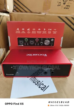 Focusrite Scarlett 2i2 4th Gen Audio Interface