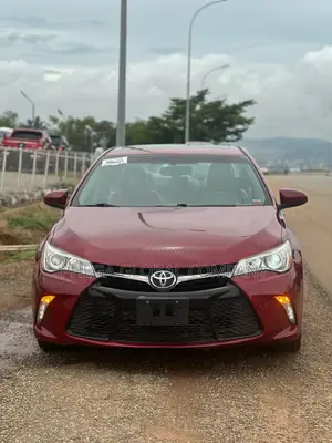 2015 Toyota Camry XSE Red - Foreign Used