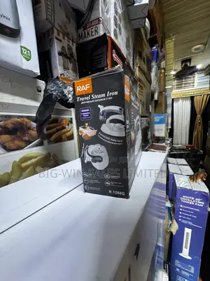 RAF Travel Steam Iron 800W