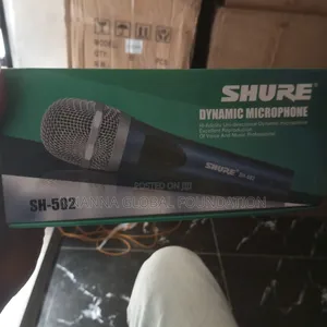 Shure SM58 Dynamic Microphone