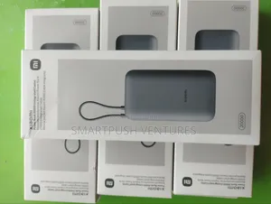 Xiaomi 20,000mAh Power Bank (Integrated Cable)