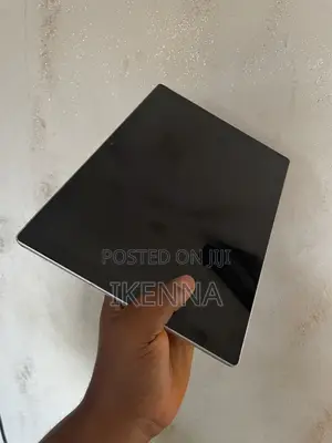 Microsoft Surface Pro 5 Laptop 8GB RAM, 128GB SSD