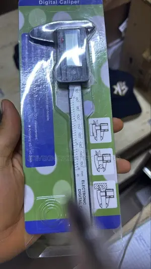 Rochas Digital Veneer Caliper 150mm