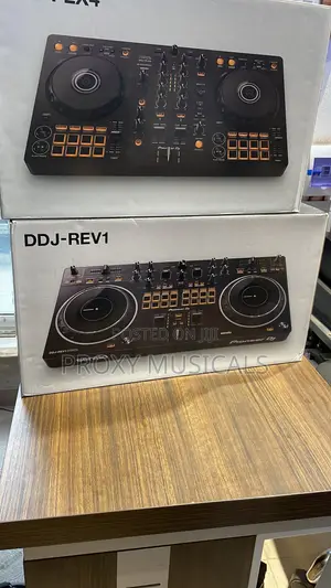Pioneer DJ DDJ-REV1 2-Channel Scratch Controller