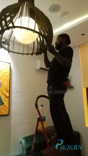 Proklin Cleaning Services: Babban Tsabtace a Legas