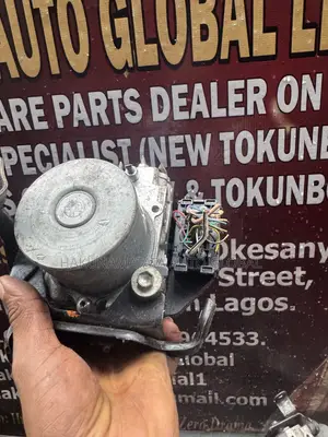 Lexus IS250 2007 ABS Pump Module - Gaskiya An Gwada