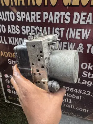 Toyota RAV4 2009-2011 ABS Pump Module - An Gwada Asali