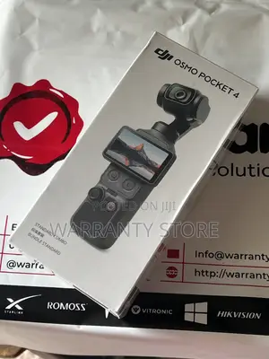 DJI Osmo Pocket 4 Standard Combo