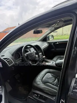Audi Q7 3.0T Premium AWD quattro 2013 Baki