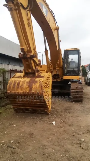 Caterpillar 330BL Excavator Mai Amfani a Kasashen Waje