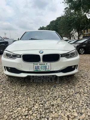 BMW 328i 2014 Fari