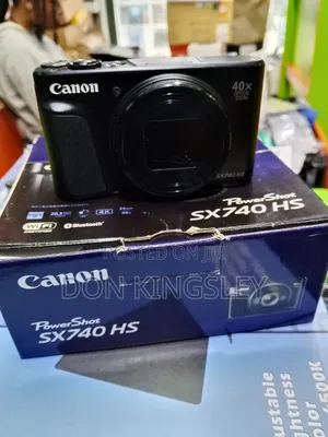 Kyamaran Canon SX740 HS