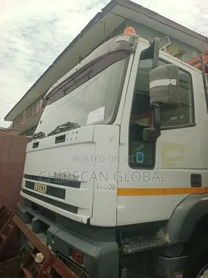 Iveco Euro Trakker Tipper 12 Tyres (Foreign Used)