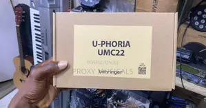 Behringer U-Phoria UM22 Soundcard