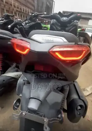 Yamaha 300cc Scooter - 2025 Model