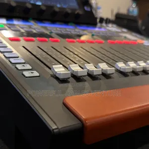 Behringer Wing Compact Digital Mixer