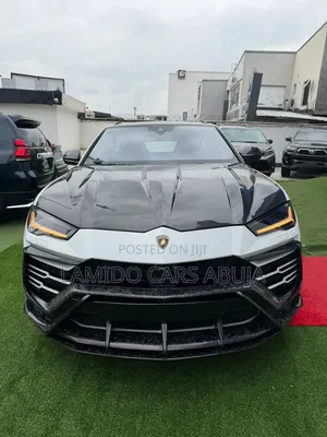 Lamborghini Urus Base 2019 Fari
