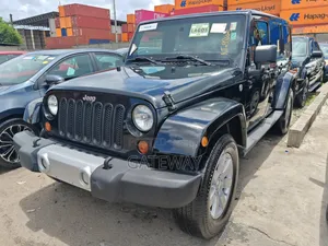 2011 Jeep Wrangler - Baki, Cikakken Zabi