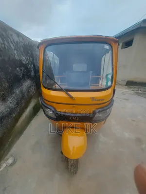 TVS King Tricycle 2022 (Yellow)