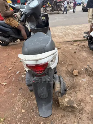 Kymco CUE 2013 Scooter - Foreign Used