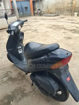 Suzuki Lets Scooter 2015 Baki