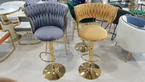 Luxurious Bar Chair Mai Girma