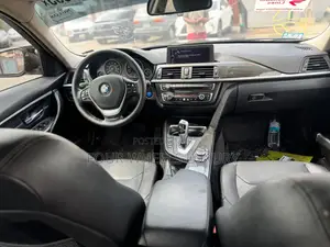 BMW 328i 2013 Baki