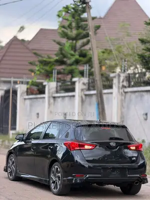 2016 Scion iM Base Hatchback