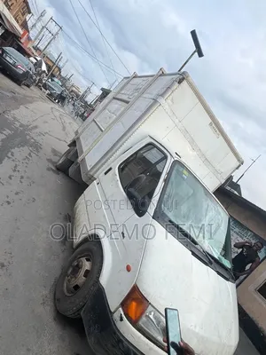 Ford Transit 2005 Fari