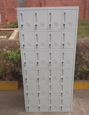 24 Kofofin Locker na Ma'aikata - Sabo