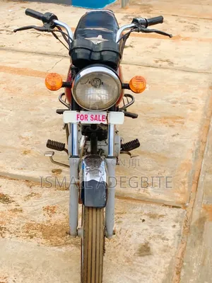 Bajaj Boxer 100 2021 Ja