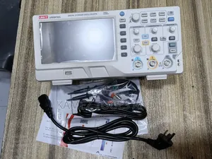 Uni-T UTD2072CL 70MHz Dijital Ajiyayen Oscilloscope