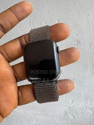 Apple Watch Series 7