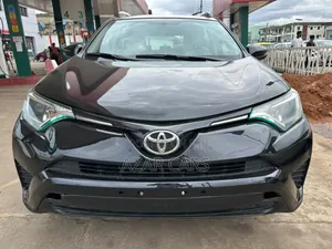 Toyota RAV4 2018 Baki