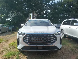 Jetour X70 Plus 2025 Fari