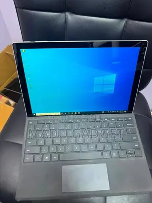Microsoft Surface Pro 6 128GB SSD 8GB RAM