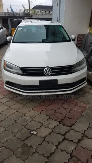 Volkswagen Jetta 2016 Fari