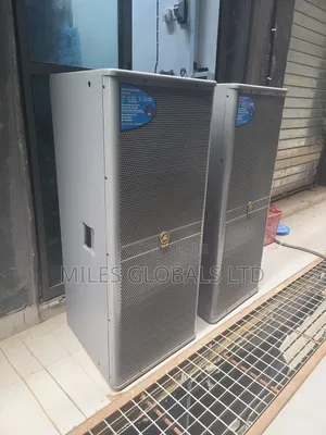 Yamaha YM215 Babban Magana Biyu