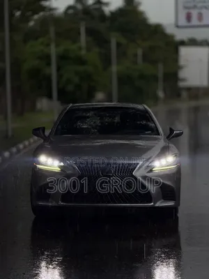 Lexus LS 500 AWD 2018 - Matt Black