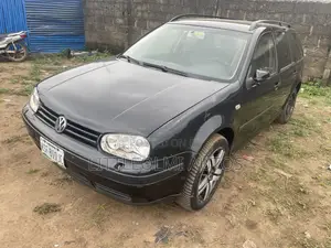 Volkswagen Golf 1.6 Trendline Automatic 2005