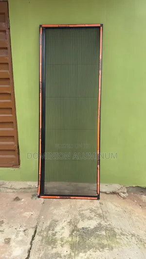 Netin Kwari Mai Rarrafe don Tagogi & Ƙofofi