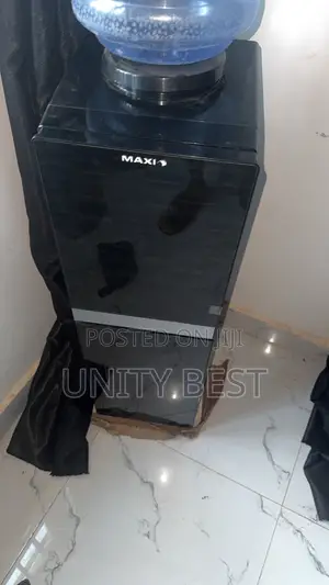Maxi Ruwan Zafi da Sanyi Dispenser - Baki