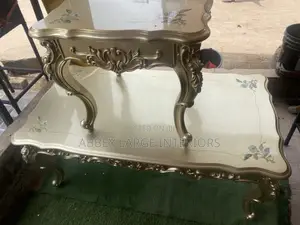 Royal Center Table tare da Side Table