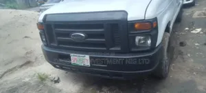 Ford E250 Bus 2012 White