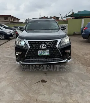 Lexus GX 460 Base 2018 (An Inganta daga 2011)