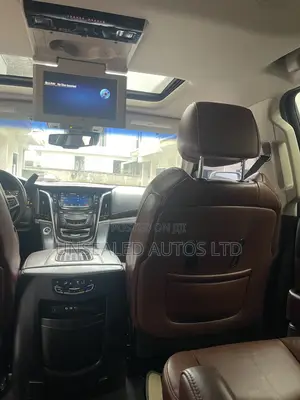 2015 Cadillac Escalade - Foreign Used, Black