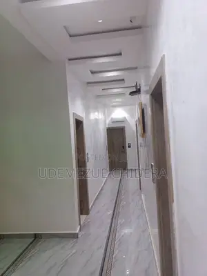 Gidan Hutu Don Siyarwa A Onitsha
