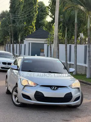 Hyundai Veloster 2013 Laun