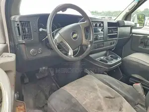 Chevrolet 3500 2014 Fari