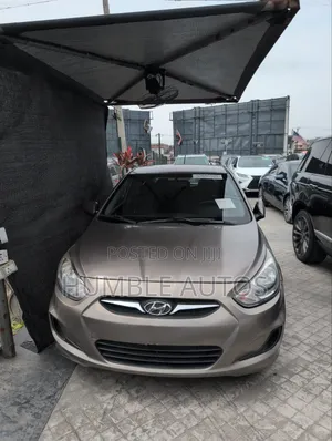 Hyundai Accent 2011 Brown